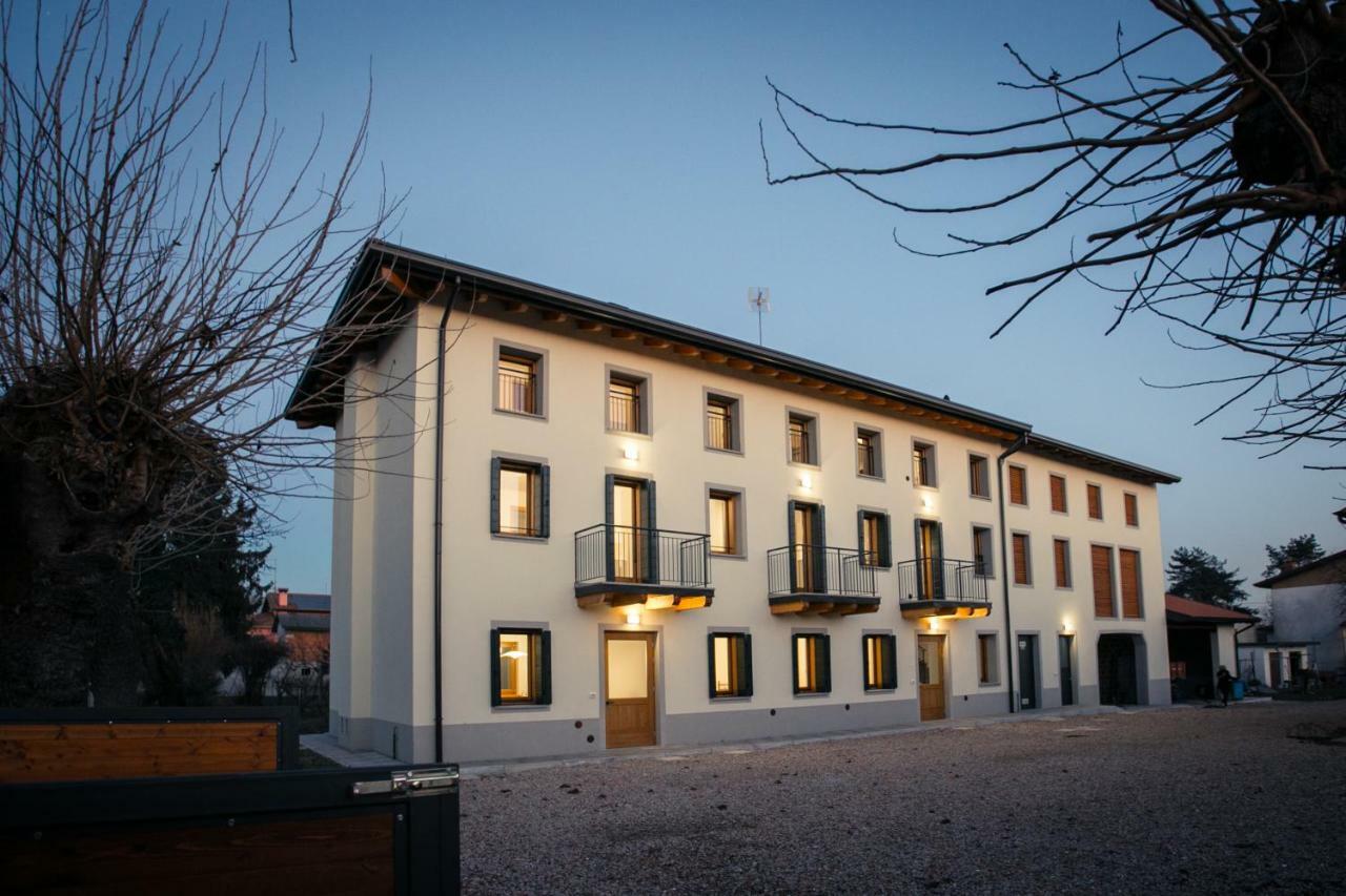 Agriturismo Mestroni Bressa ภายนอก รูปภาพ