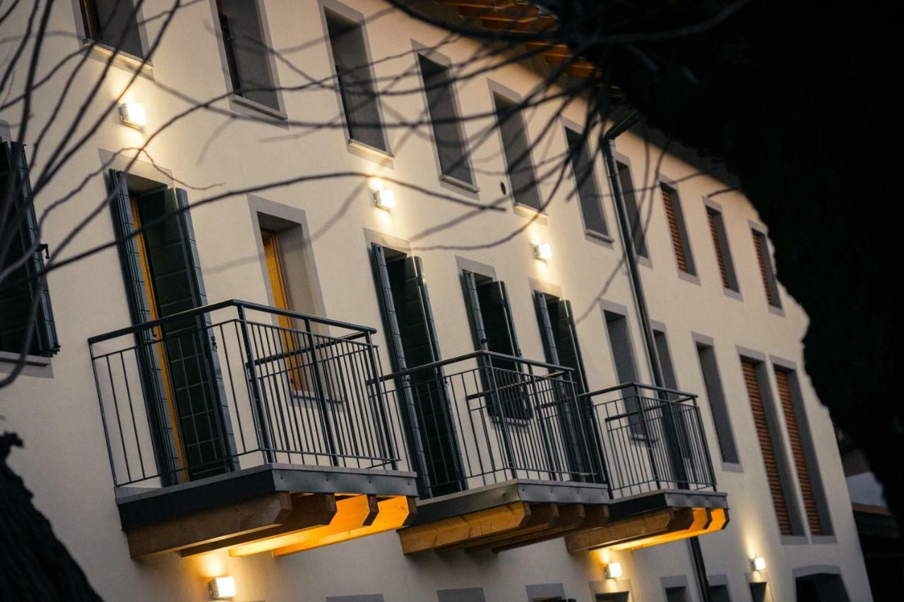 Agriturismo Mestroni Bressa ภายนอก รูปภาพ