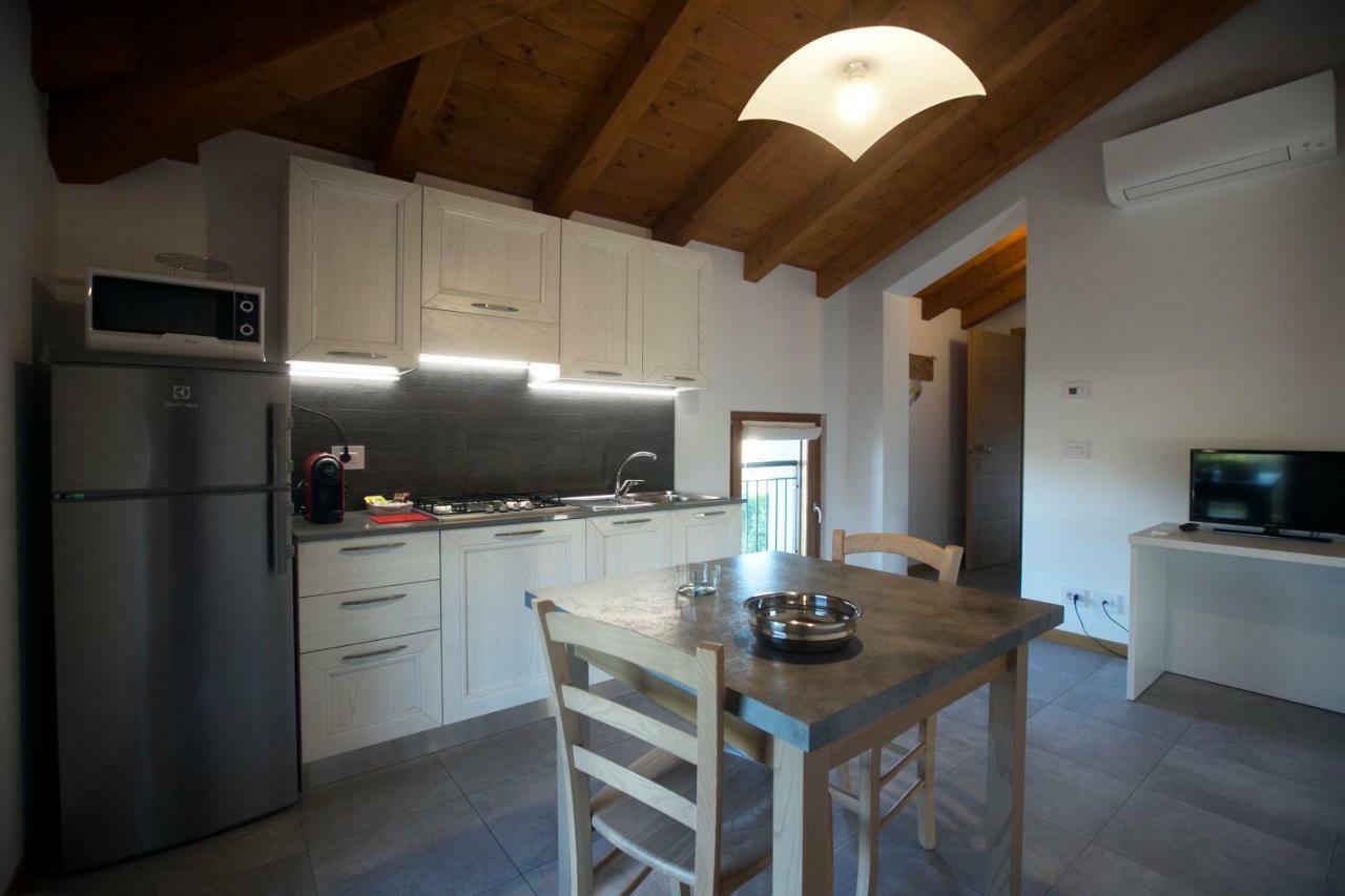 Agriturismo Mestroni Bressa ภายนอก รูปภาพ