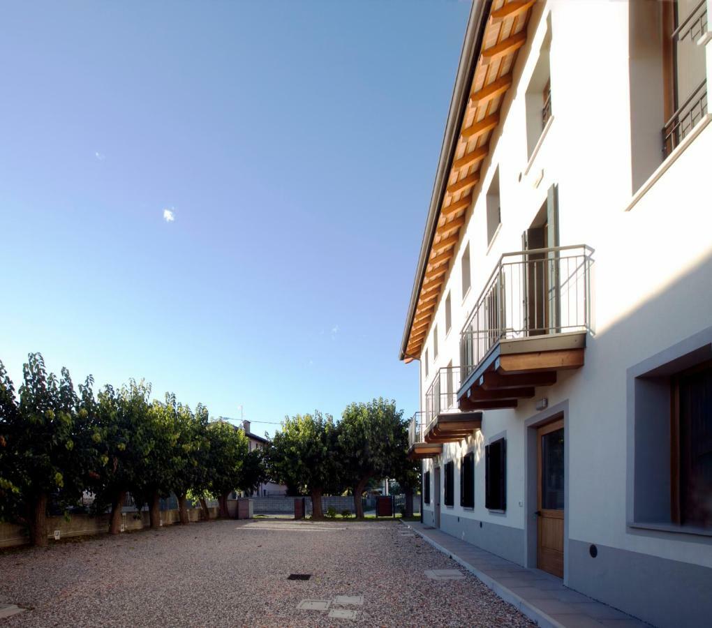 Agriturismo Mestroni Bressa ภายนอก รูปภาพ
