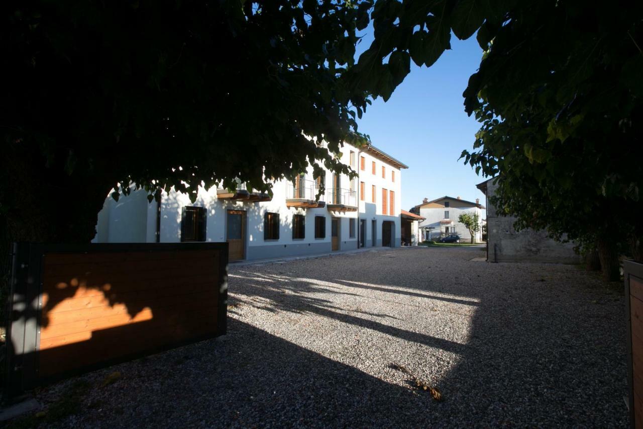 Agriturismo Mestroni Bressa ภายนอก รูปภาพ
